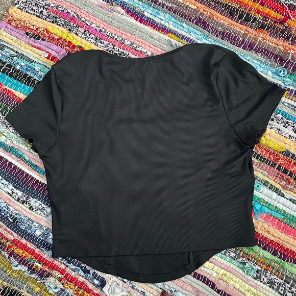 Cider Black Ribbed Top - Picture 3 of 4